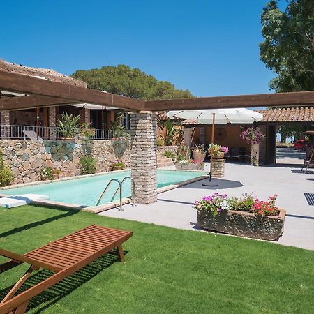 Antico Casale Del Poggio Hotell Capoterra Eksteriør bilde