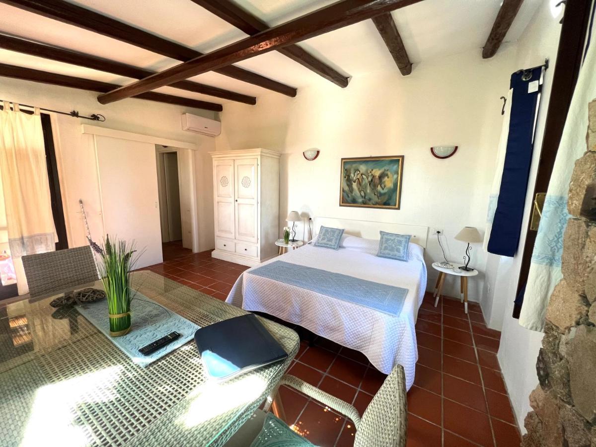 Antico Casale Del Poggio Hotell Capoterra Eksteriør bilde